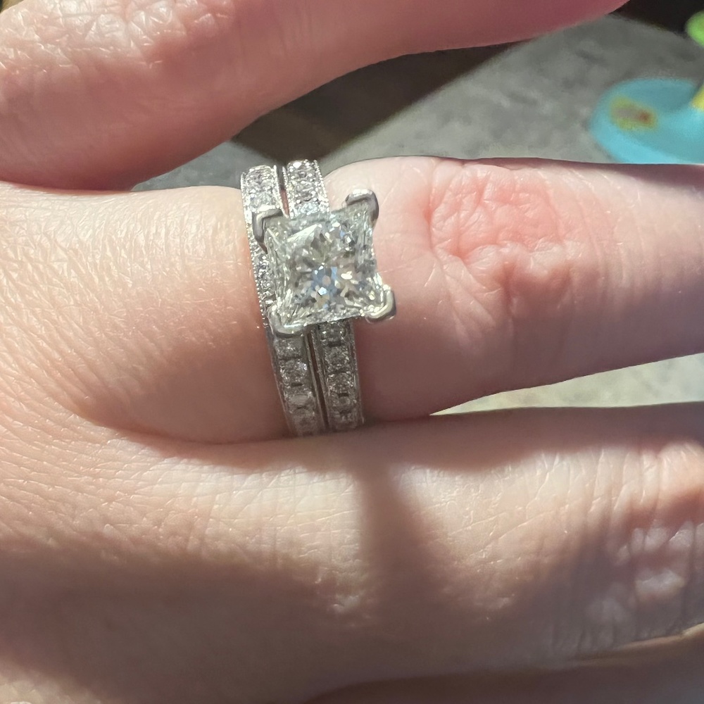 2 Karat Leo certified diamond bridal set